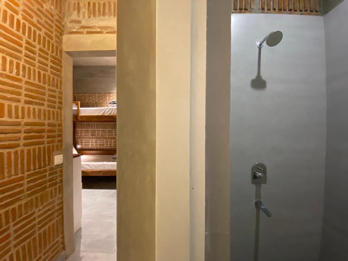 Ostel In Hostel Ποντισερί Εξωτερικό φωτογραφία